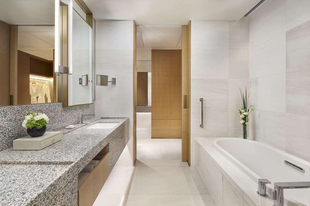 Hyatt Regency Ningbo Hangzhou Bay Номер фото